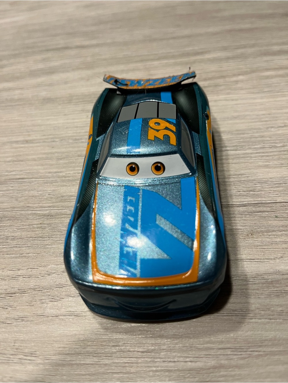 Disney Pixar Cars 3 Michael Rotor #39 ViewZeen NextGen Piston Cup Race
